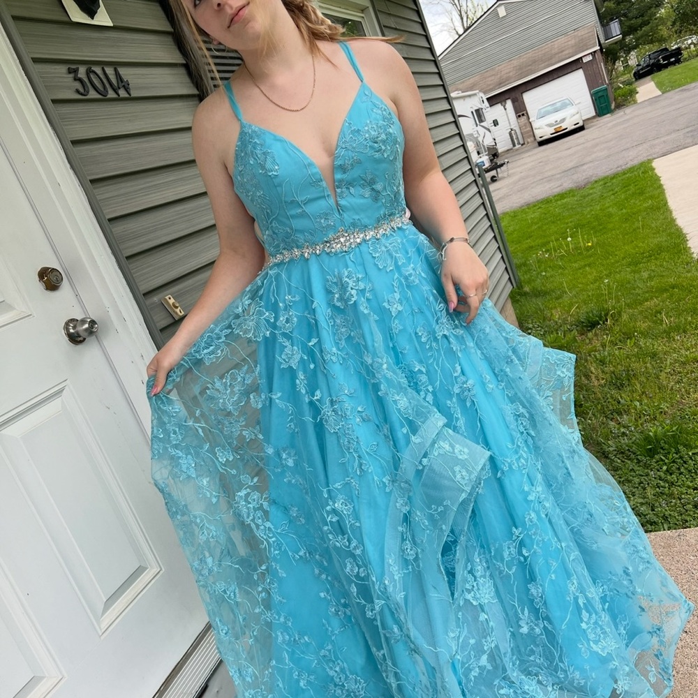 blue prom dress